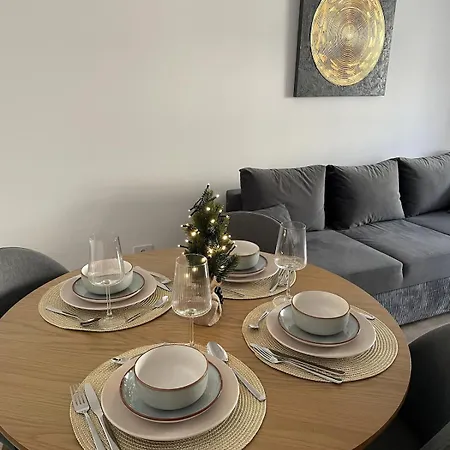 Vivamus Escape Loft Near Coresi Apartamento *