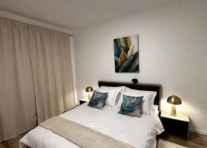 Vivamus Escape Loft Near Coresi 公寓 *