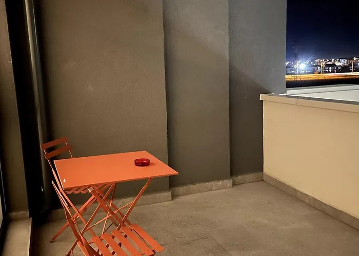 Vivamus Escape Loft Near Coresi 公寓 *